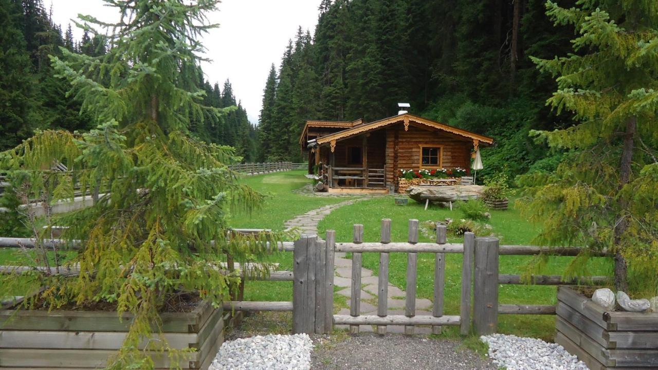 Almnest In Hochfuegen Mit Privat Spa Exterior photo